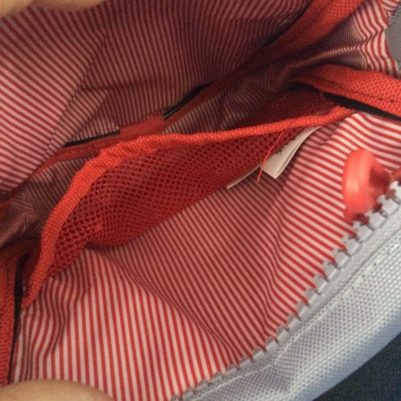 Herschel Supply Company Lilac Crossbody Bag - Picture 8 of 13